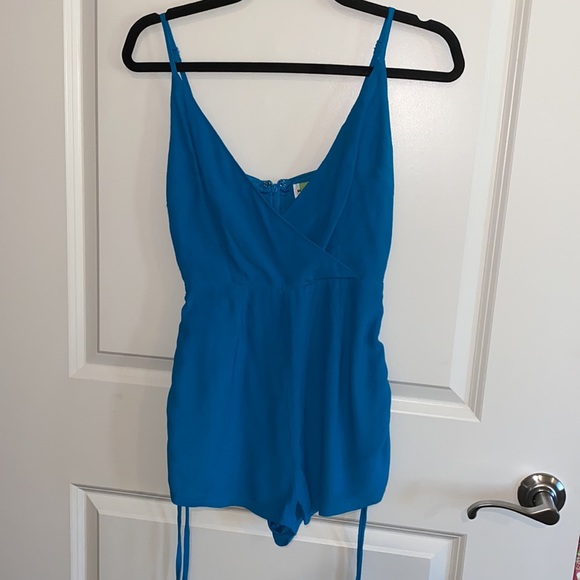 Superdown Romper - Picture 6 of 10